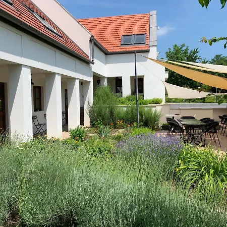 Szent Jakab Bed & Breakfast